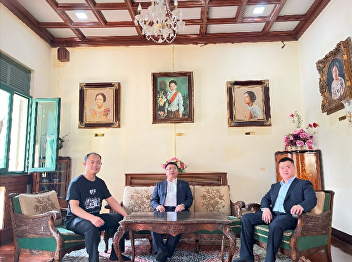 2024年2月27日，信阳航空职业技术学院校长刘维镇带队来校参访，我校教育中心副主任谢飞在校区热情接待