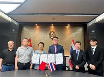 2024年4月28日，山东科技职业学院副校长徐晓雁及菏泽家政职业学院党委书记刘芸带领两校联合代表团来我校交流访问，我校教育中心主任孙磊在会议室热情接待并座谈