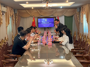 2024年5月8日，广西大将集团副董事长李寰、副董事长李政带队访问团到我校交流访问，我校教育中心主任孙磊在河畔会议室热情接待并座谈