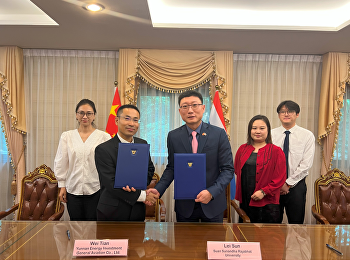 2024年5月15日，云南能投通用航空有限公司CEO田伟到我校访问交流，我校教育中心主任孙磊在河畔会议室热情接待并座谈